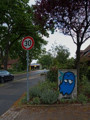 Graffitigeist Am Dorfplatz (Haecklingen).jpg